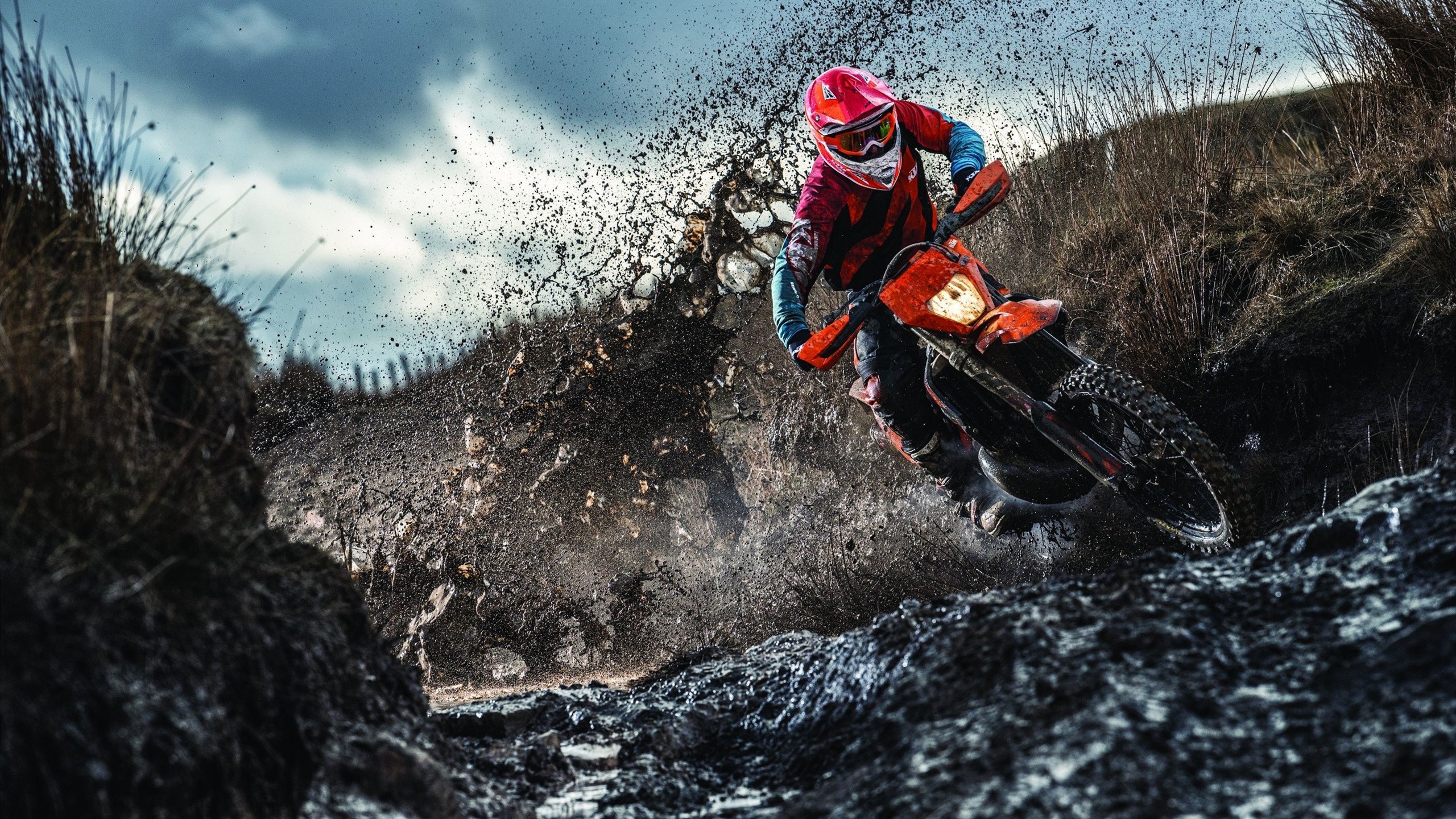 特色足球元素融入城市公共空间，打造城市标志性景观，足球城的底蕴