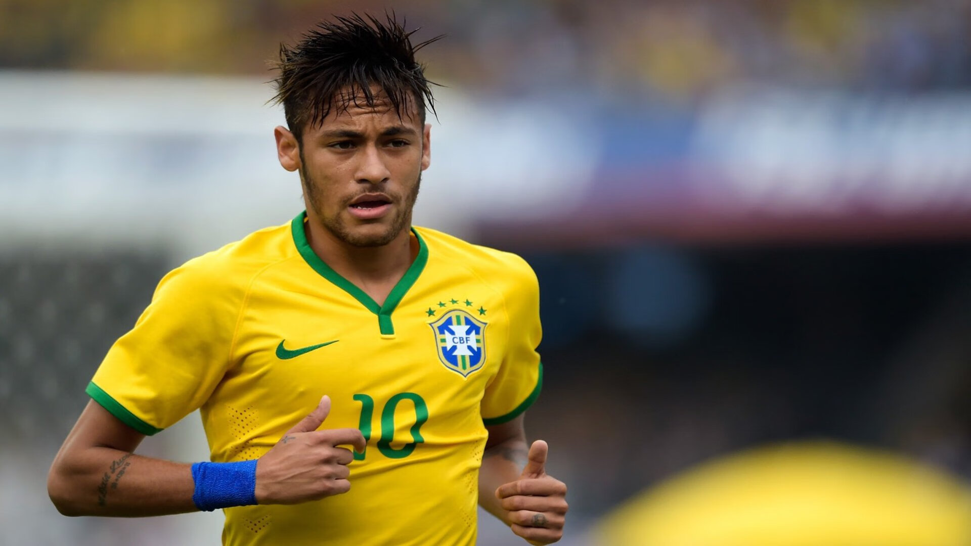 劳塔罗：国际米兰核心，阿根廷前锋，阿根廷莱罗塔列