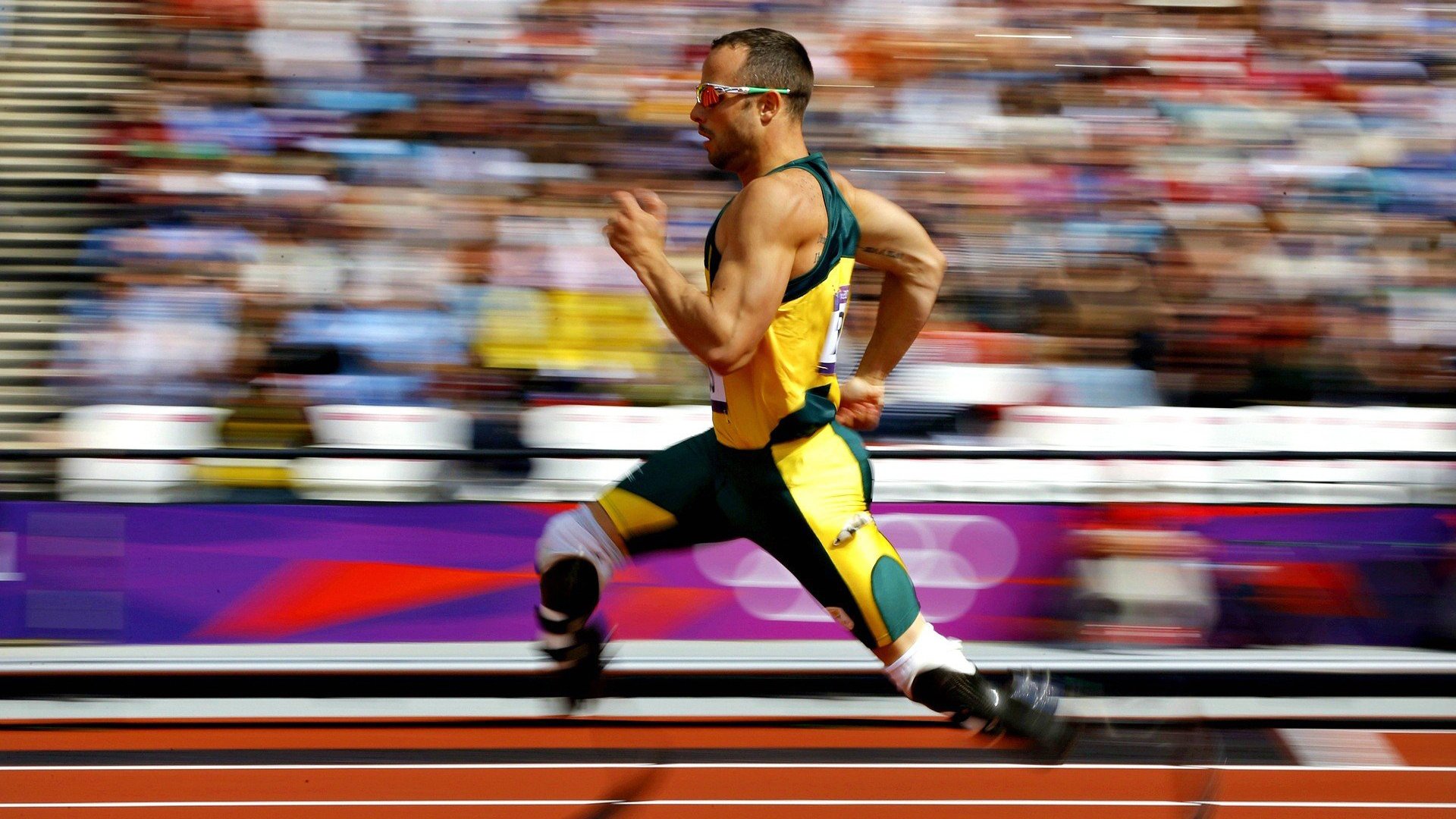 约翰·恩多耶-布鲁阿尔后程加速力压群雄,约翰布鲁纳