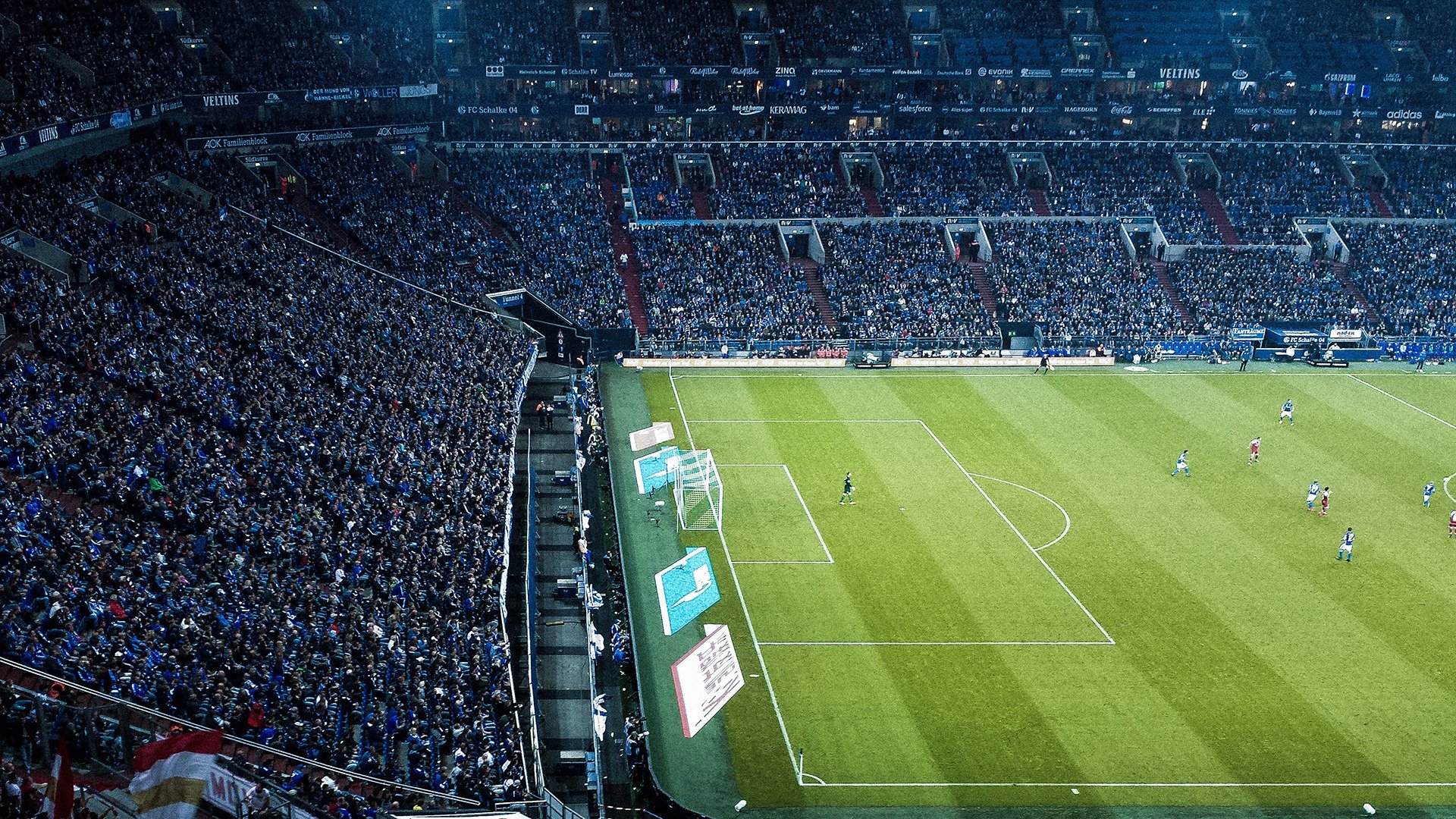 西甲精彩瞬间：突破防线、精彩得分！，西甲进球视频